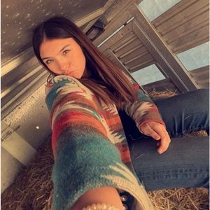 Meet your Posher, Jaelynn